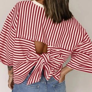 🍬 Striped Bow-Back Top – Size L 🍬